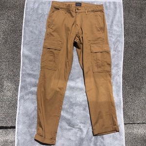 Levi’s Cargo Pants